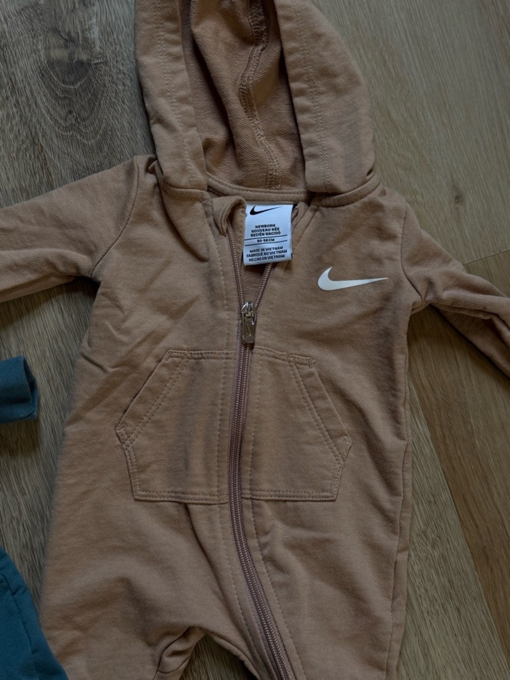 Nike Hooded Baby One-Piece Rompers - Teal Green & Tan - Picture 3 of 5